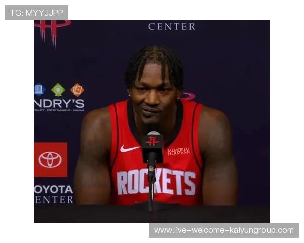 BronMuse对比拉拉维亚&芬尼-史密斯并发问:谁更香? BronMuse对比拉拉维亚&芬尼-史密斯并发问:谁更香?